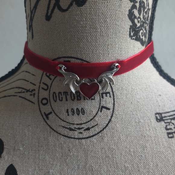 🆕 Red Heart with bat wings Hand Crafted Gothic choker necklace (2/$15) - Picture 2 of 4